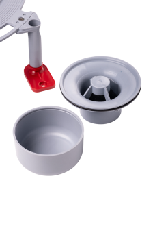 Трап горизонтальный регулируемый АНИ Пласт THA5612 выпуск 50 мм с решеткой из нержавеющей стали 150х150 мм